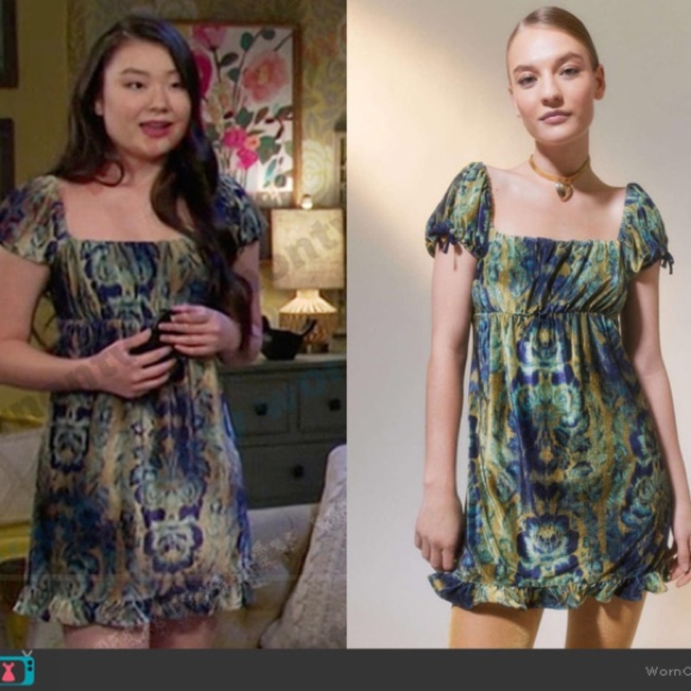 UO Claudette Velvet Babydoll Dress - Picture 4 of 4